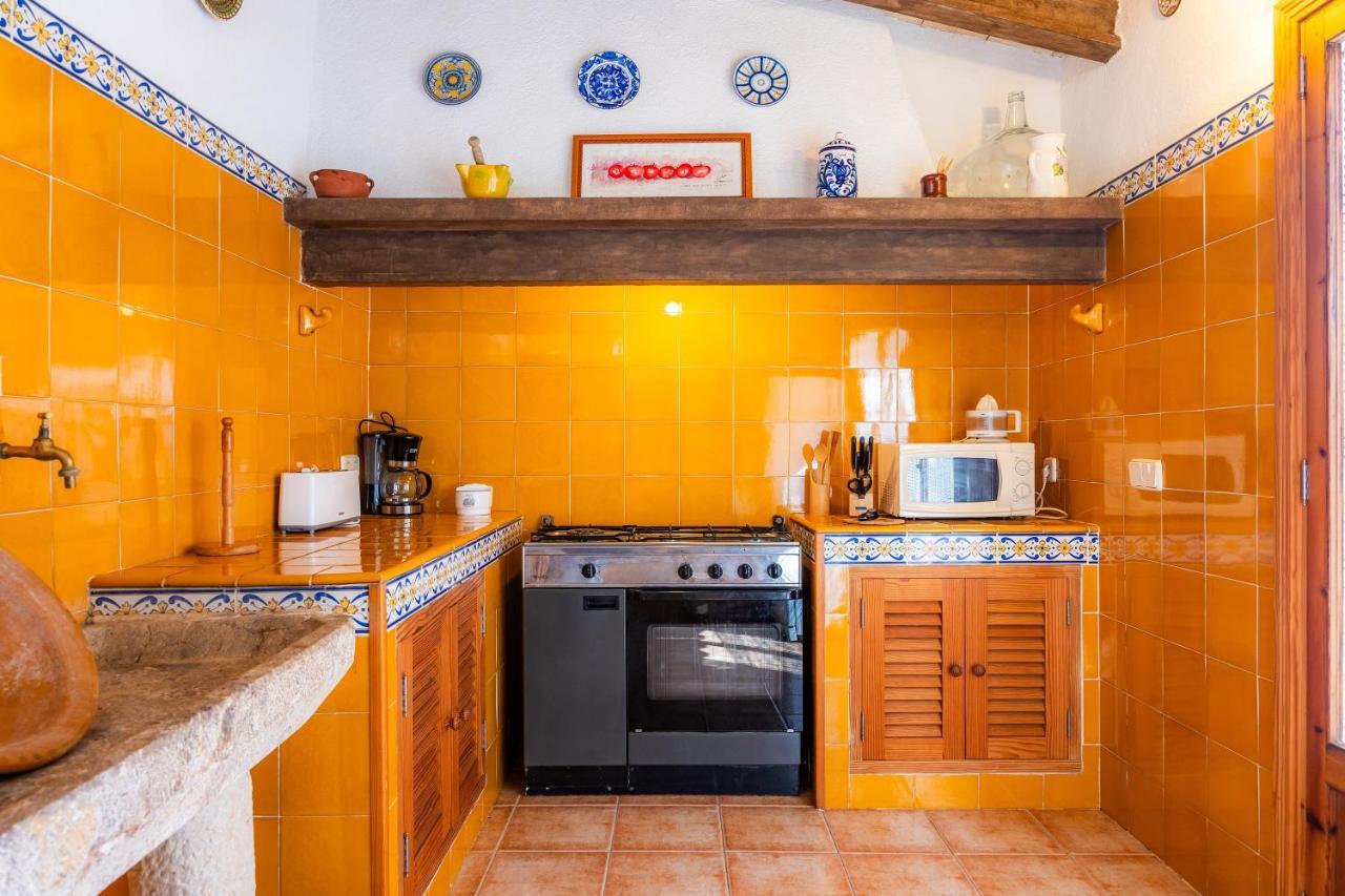 Villa Sa Casa Des Pintor Miquel Vives 213 Cala Bona  Esterno foto