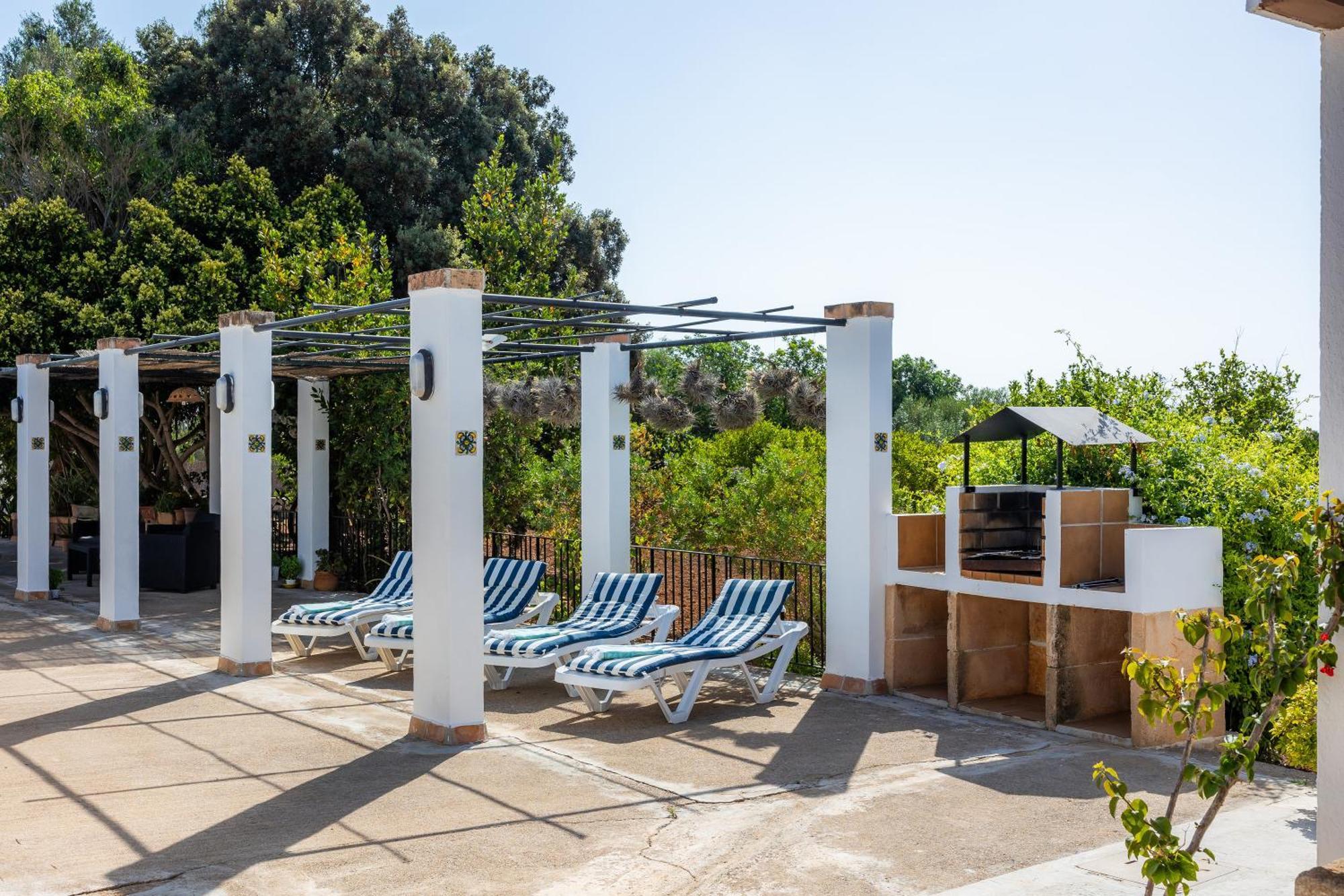 Villa Sa Casa Des Pintor Miquel Vives 213 Cala Bona  Esterno foto